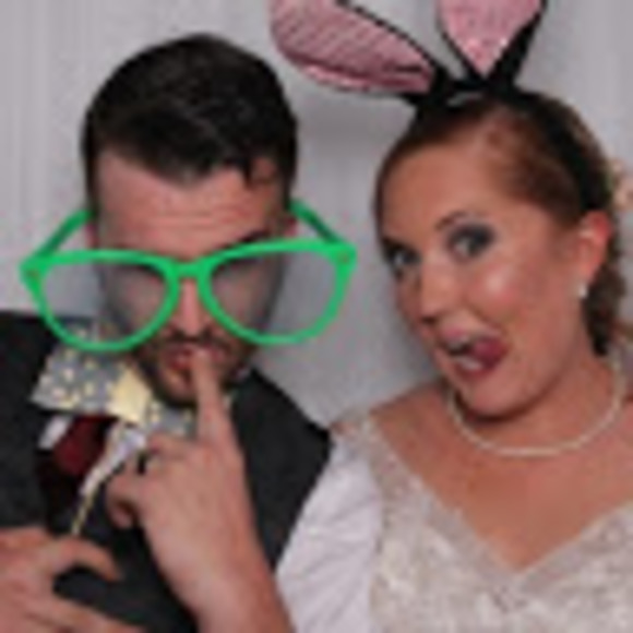 Meet your Posher, Jennifer - Picture 1 of 1